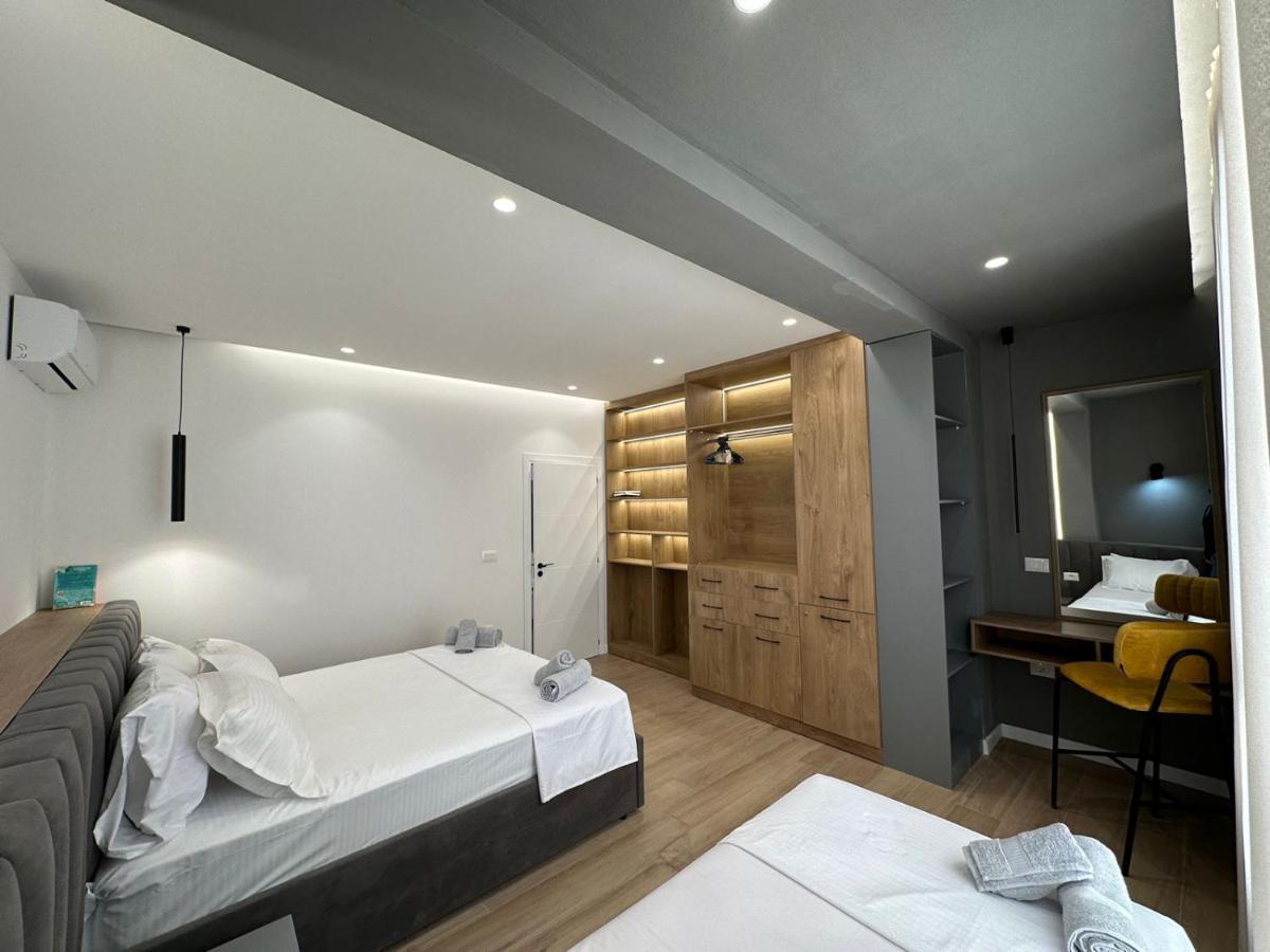 Luxurious Seaside Apartment Durrës Extérieur photo