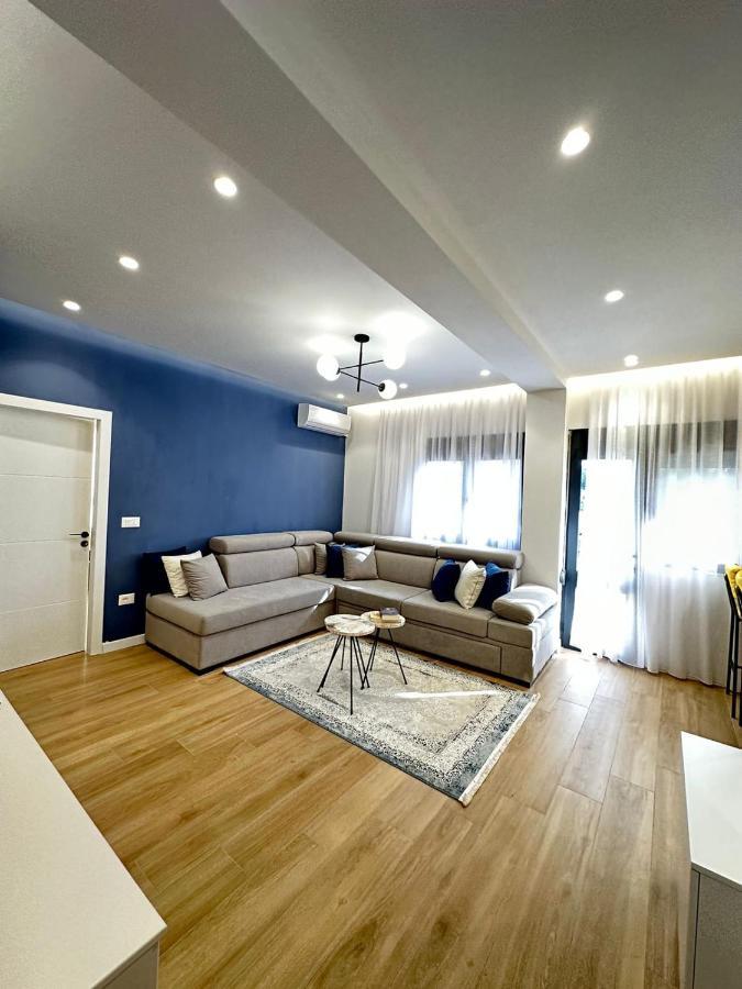 Luxurious Seaside Apartment Durrës Extérieur photo